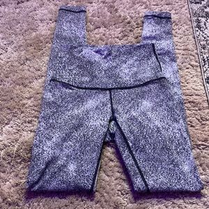Lululemon size 6 leggings